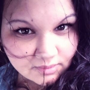 Meet your Posher, Yadira